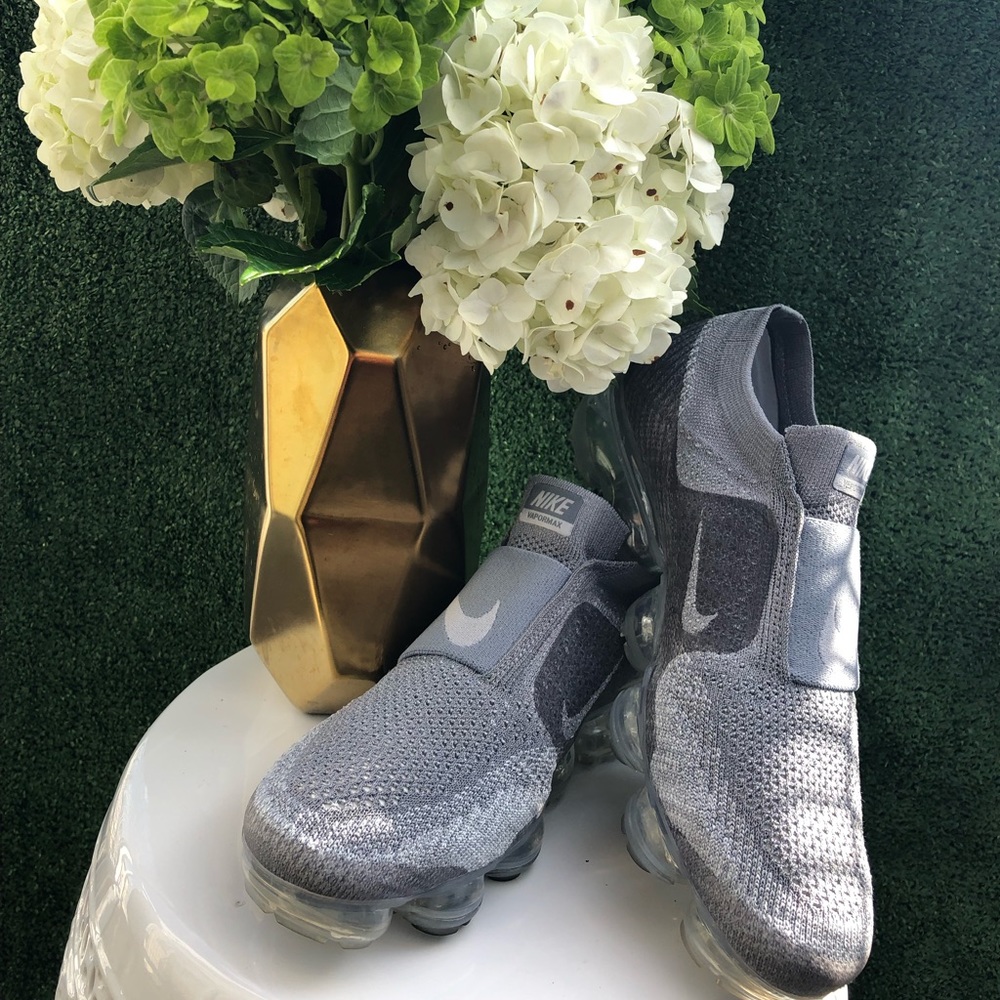 Nike “Air VaporMax Flyknit”